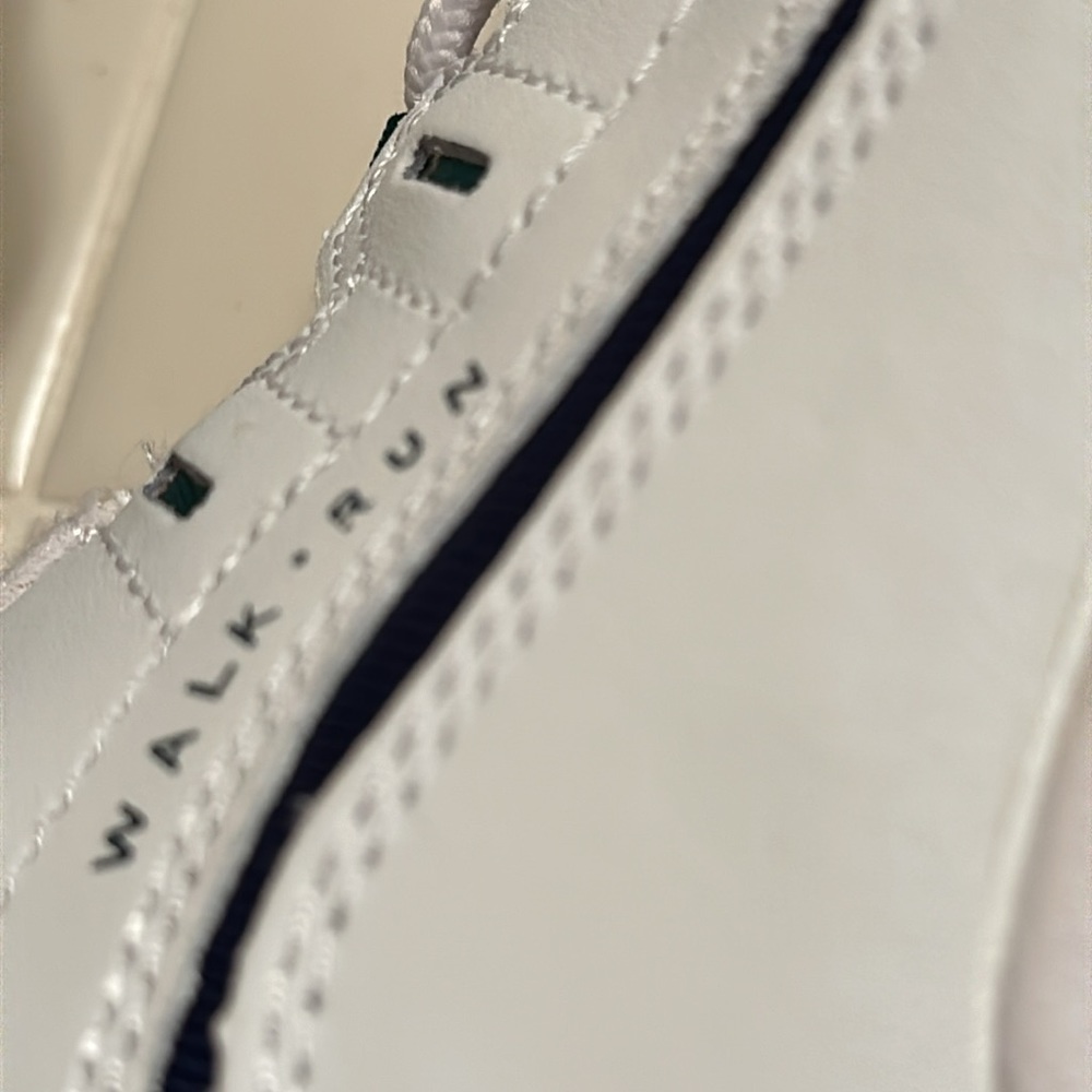 Easy Spirit White Leather Romy Walk & Run Athletic shoes -Size 9 EUC - Picture 9 of 13